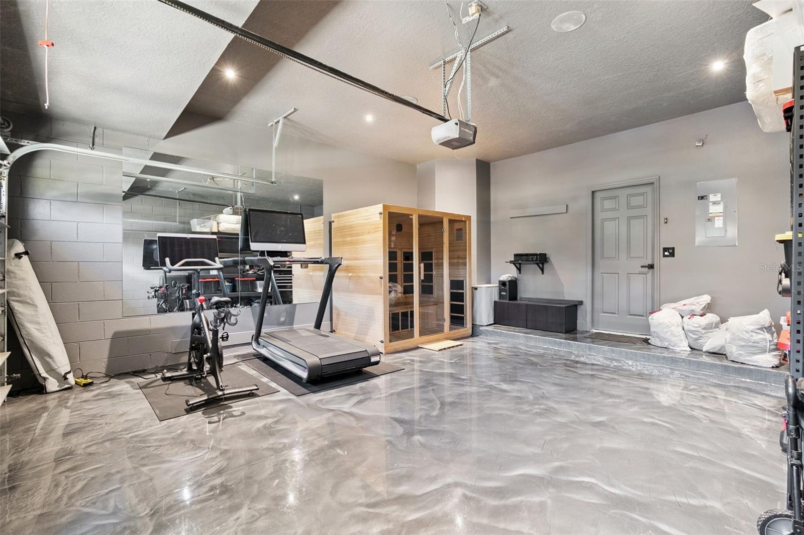 CYPRESS CHASE - Residential