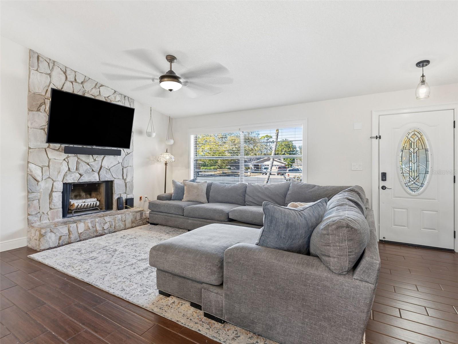 9429 LAURA ANNE DRIVE