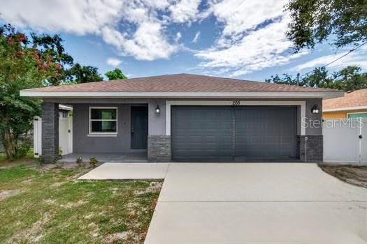 Discover comfort and convenience in this charming home just minutes from downtown Palmetto and the Manatee River. Featuring a bright, open layout with spacious bedrooms and a private yard, it's perfect for both relaxing and entertaining. Enjoy quick access to local dining, shopping, waterfront parks , and Gulf Coast beaches, with easy commutes to Sarasota, Tampa, and St. Pete.
This home isn't just a place to rent, it's a place to create your next chapter!
Application fee is $75. Washer and dryer hookup available.