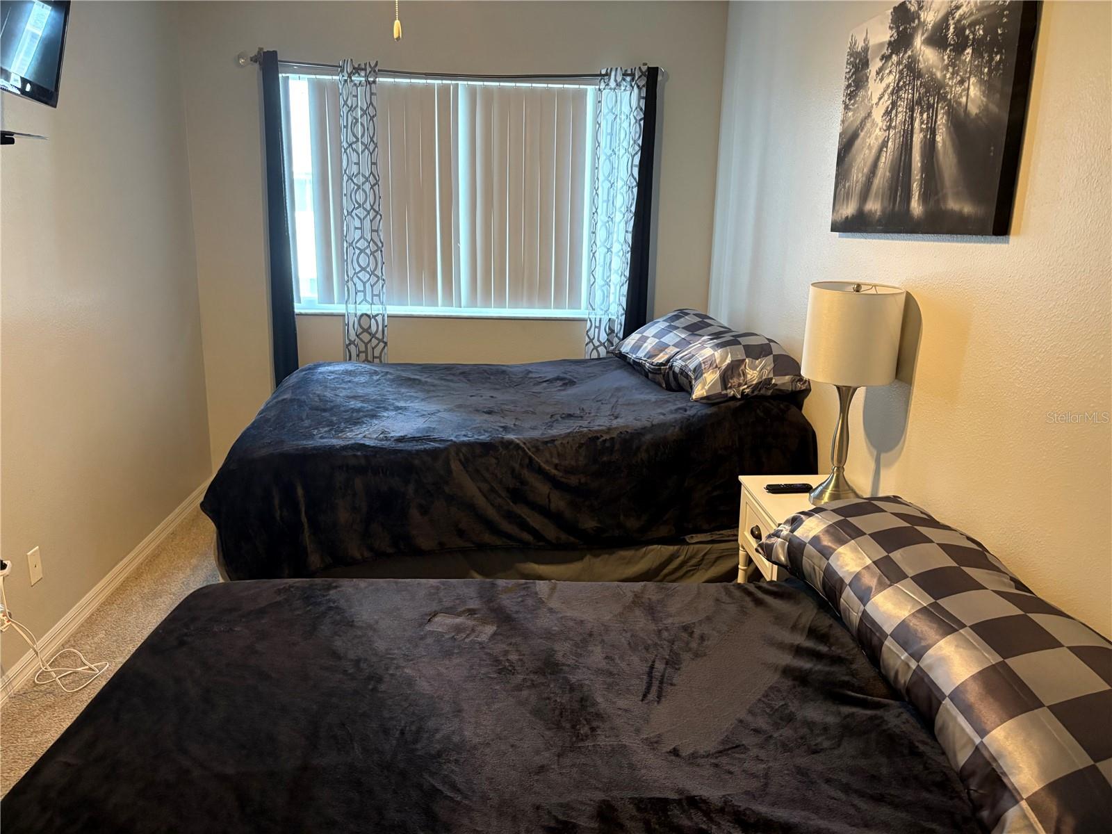 GOLFSIDE ESTATES - Residential Lease