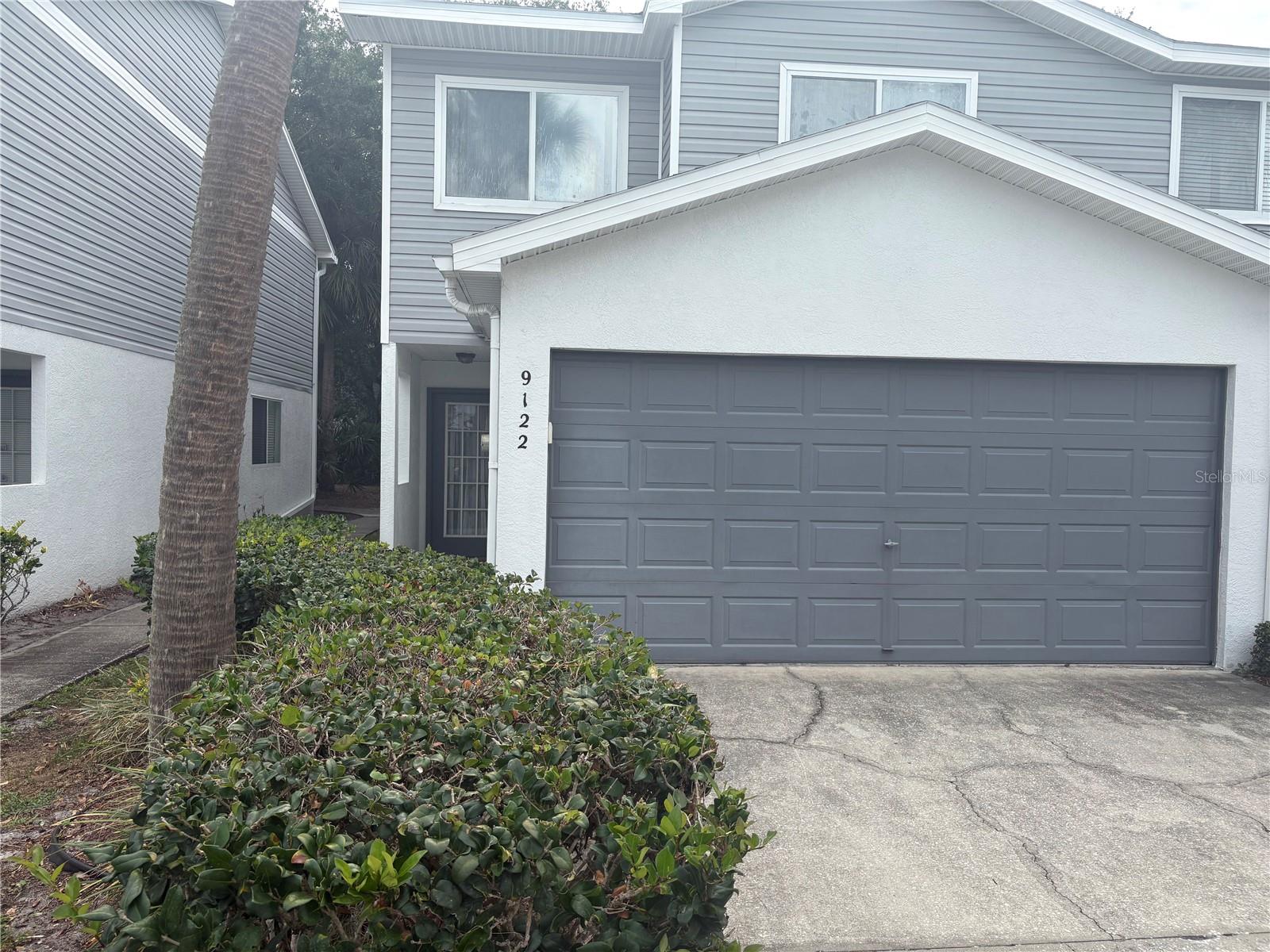 GOLFSIDE ESTATES - Residential Lease