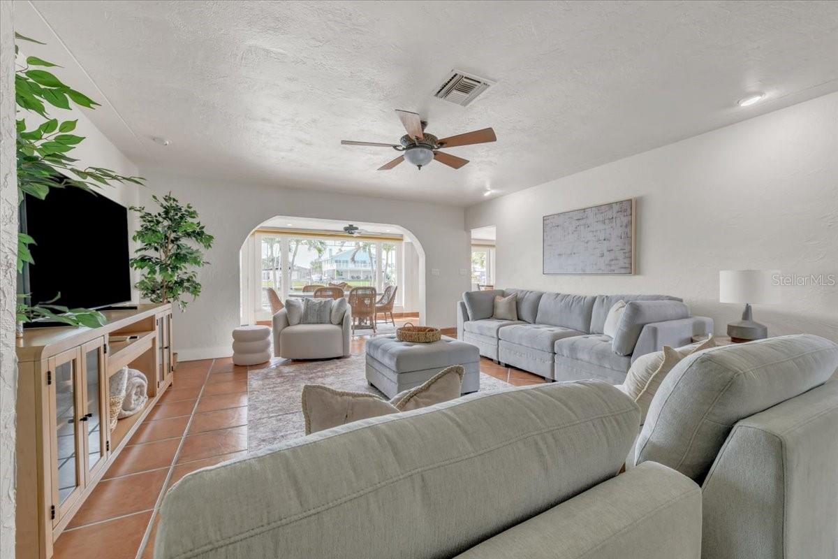 HARBOR SHORES 5TH ADD - Residential Lease