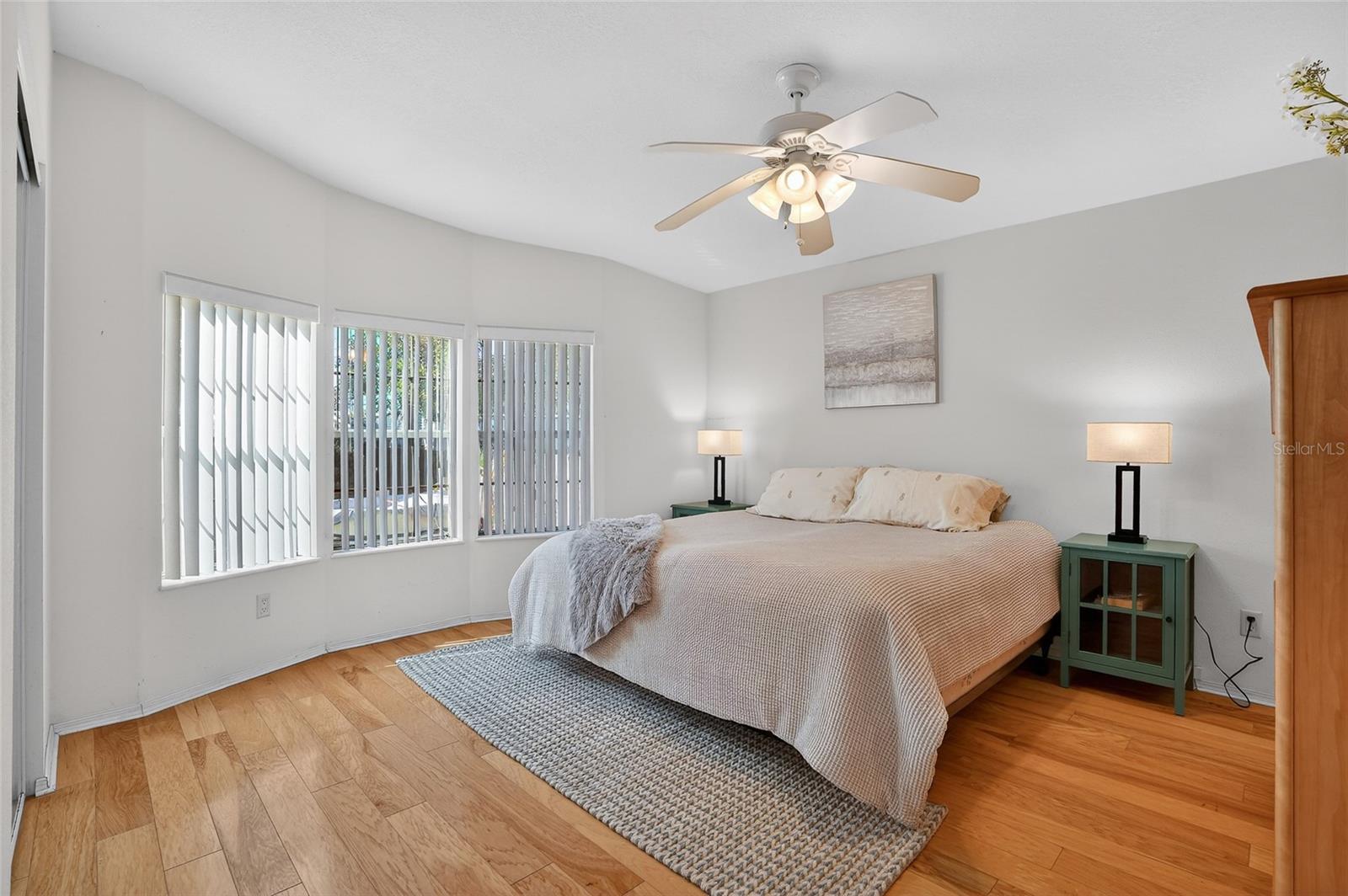 PIC-TOWN - Residential