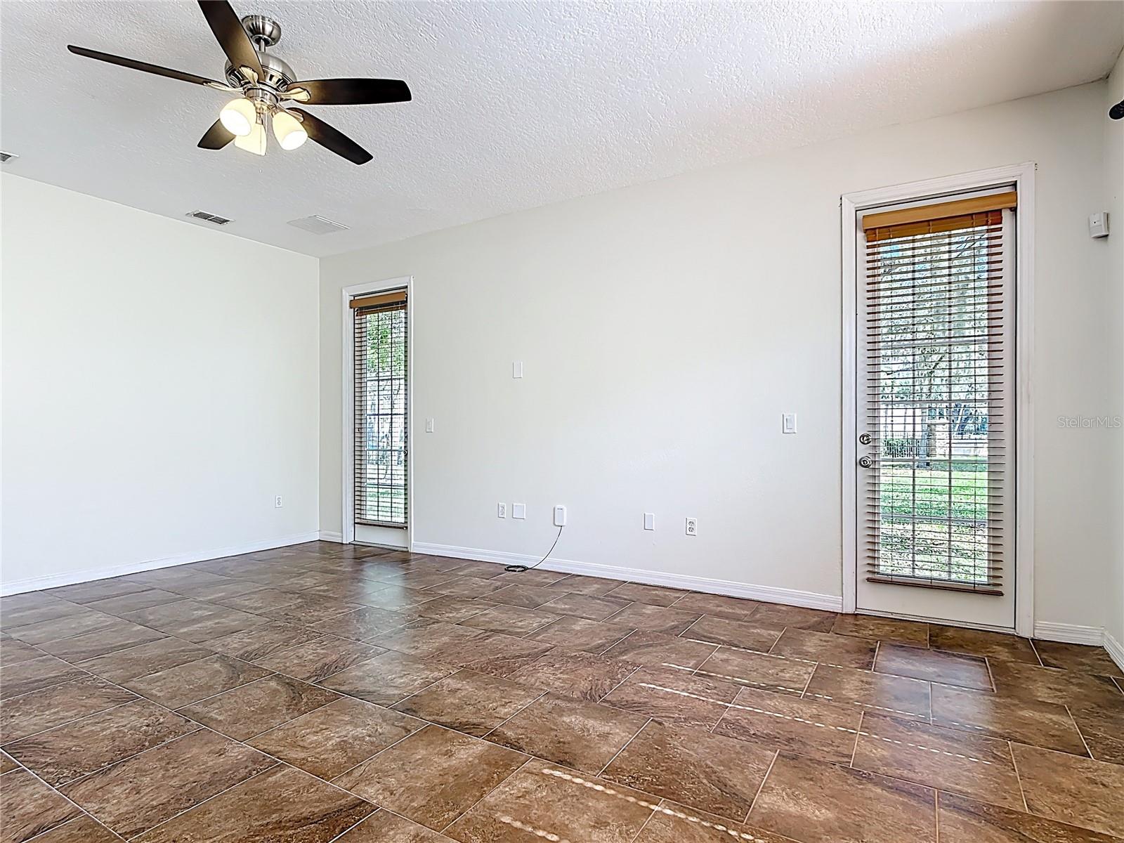 EAGLES NEST AT THE OAKS - Residential