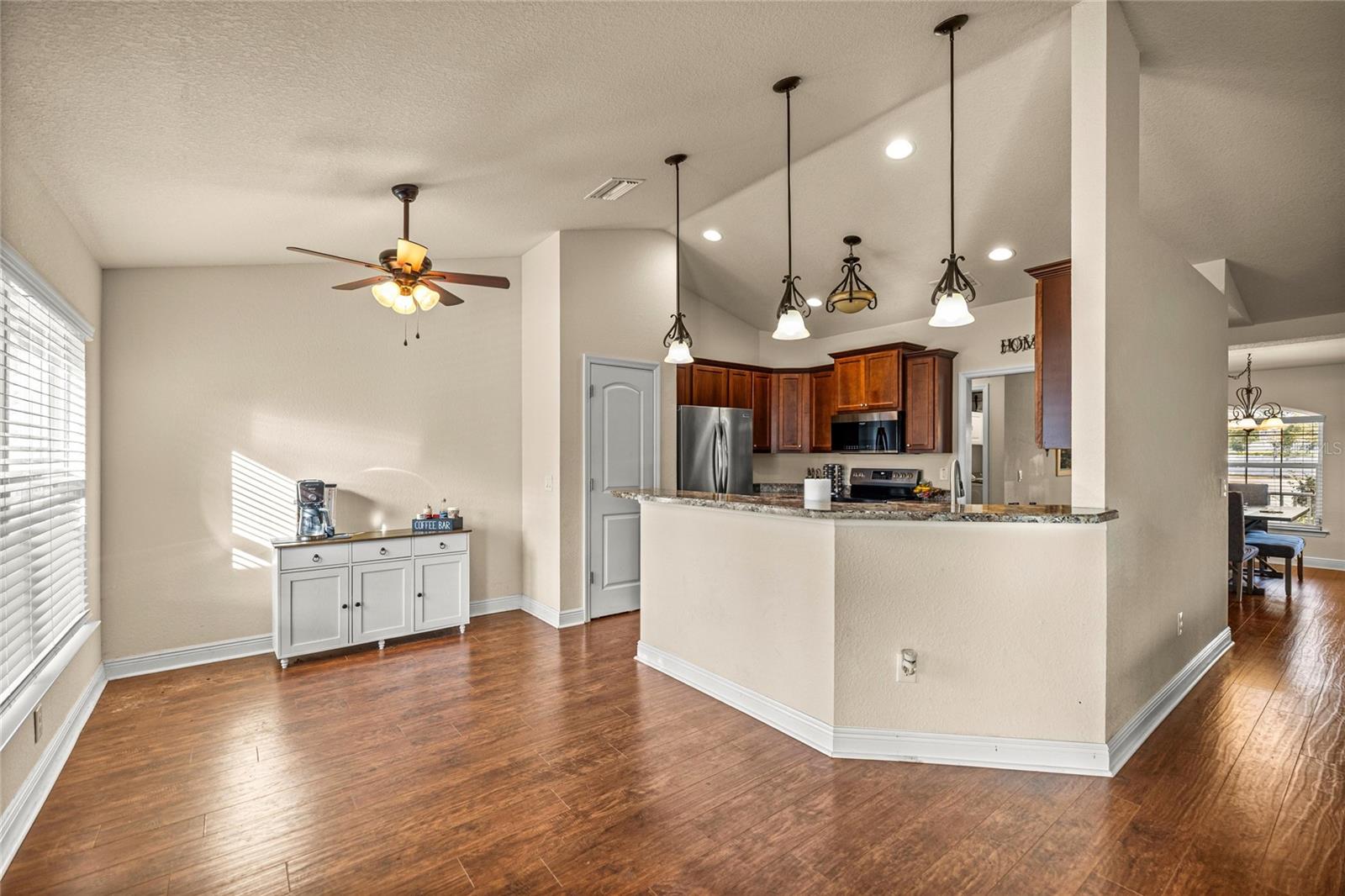 MAGNOLIA RIDGE - Residential