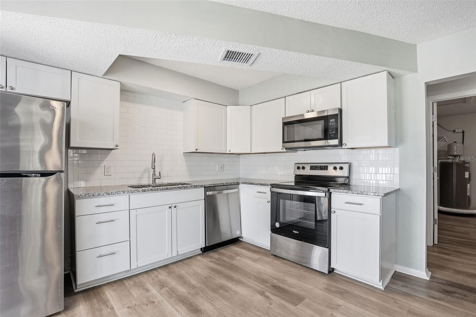 FAIRMOUNT PARK - Residential