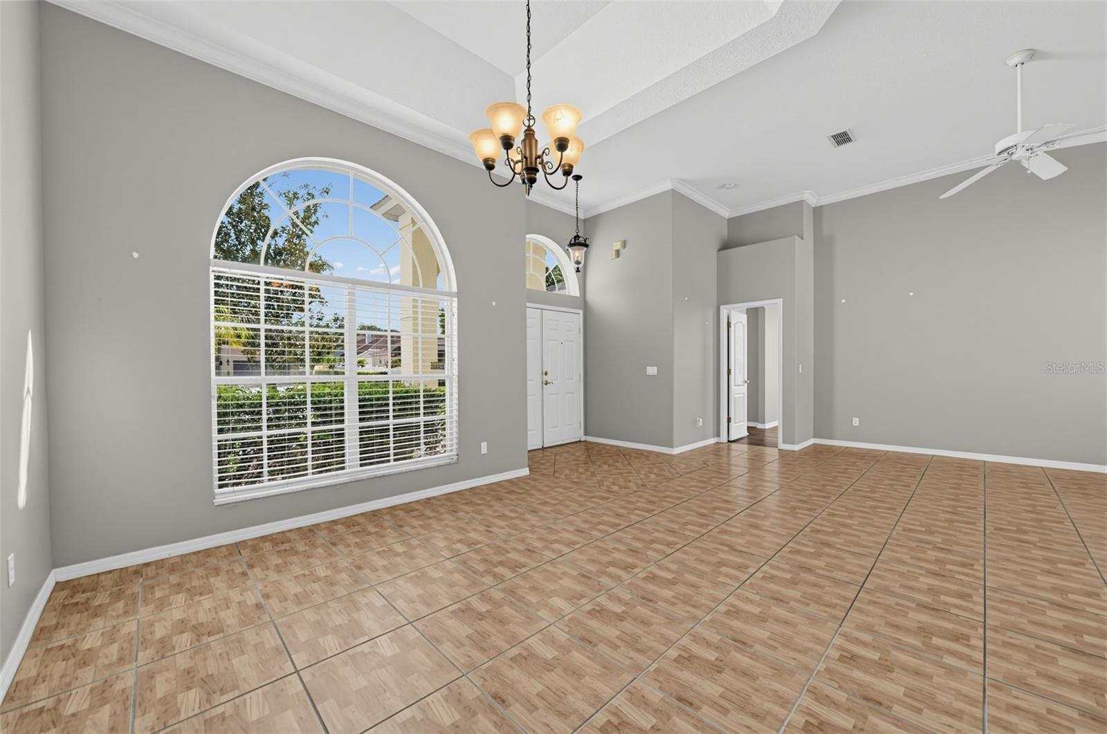 966 LONGWOOD CLUB PLACE