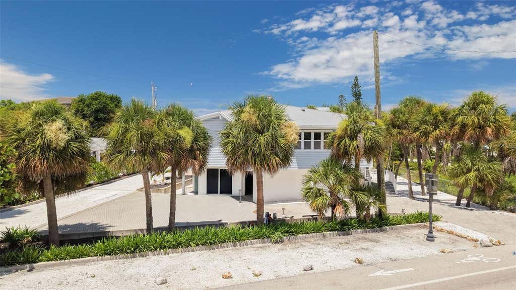 Photo of 6000 N Beach Road, Englewood, FL 34223 (MLS # D6148188)
