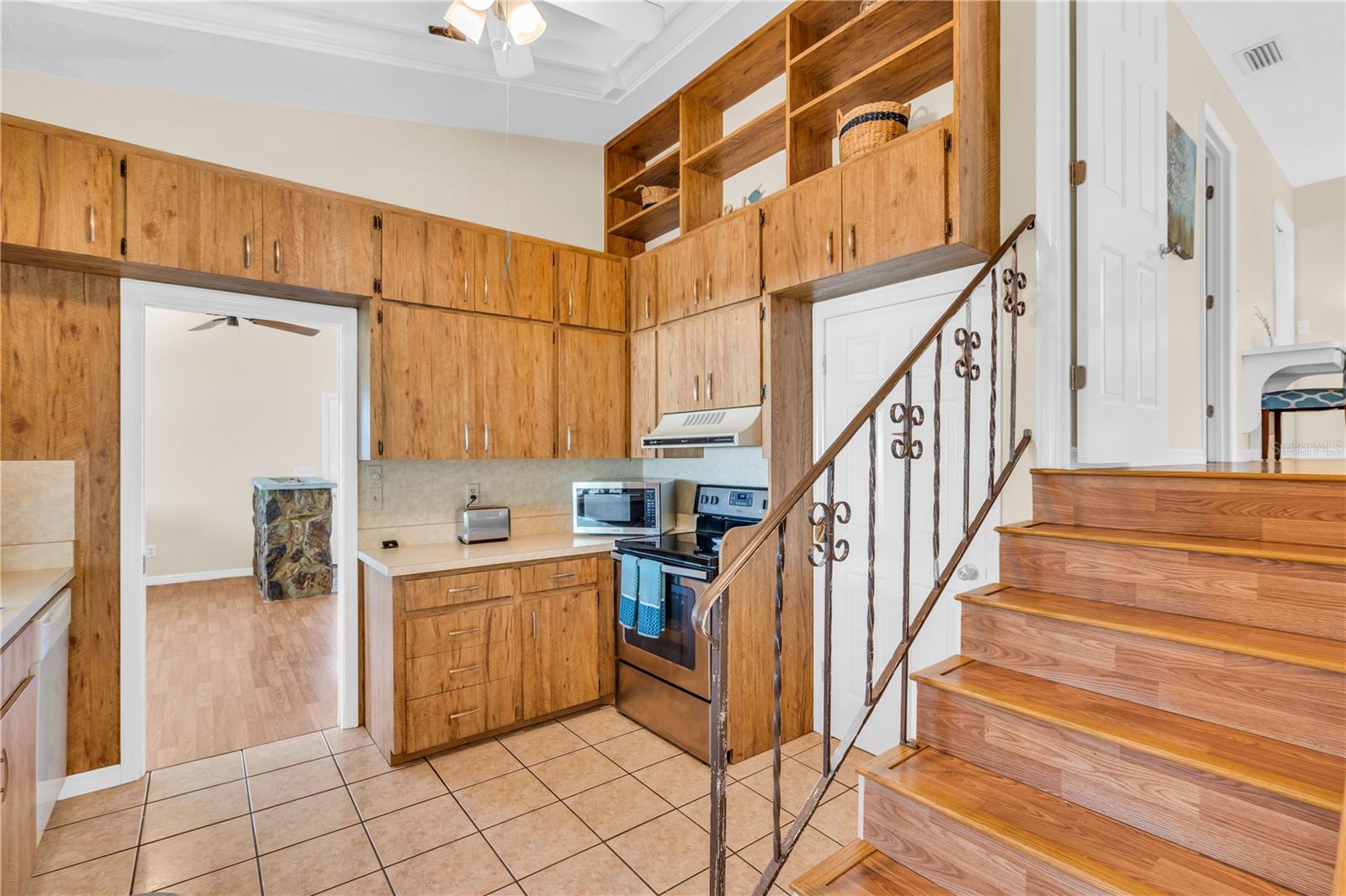 BAY POINT CORR OF - Residential Lease