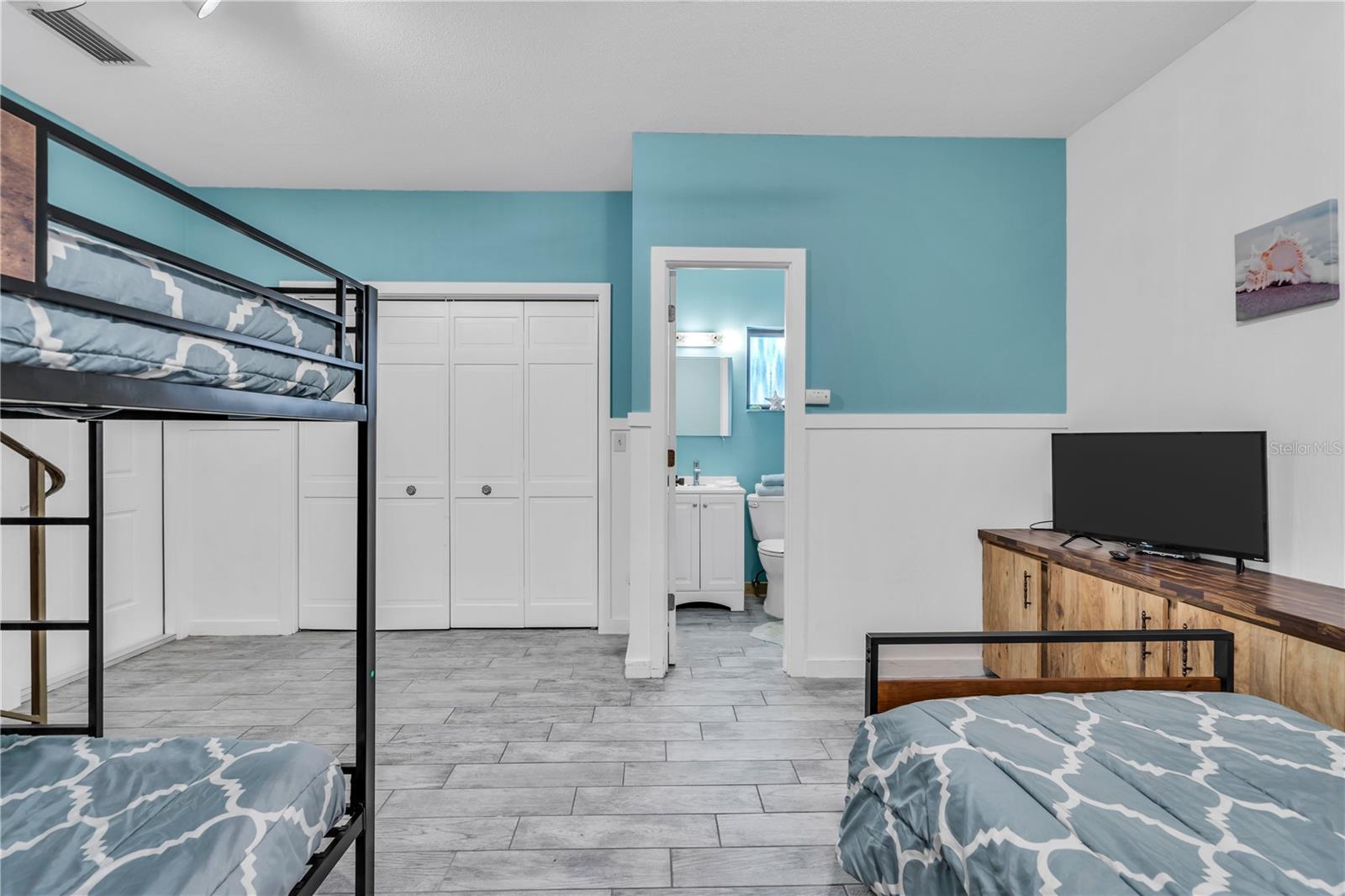 BAY POINT CORR OF - Residential Lease