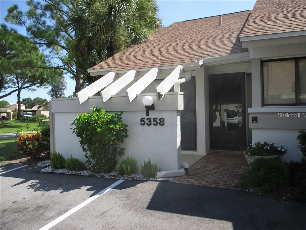 AVAILABLE FOR 2025 SEASON. This end unit Villa features many upgrades like remodeled kitchen, granite counters in kitchen and baths, and top of the line washer and dryer. Recently installed A/C unit with Nest thermometer is easily programmed. Community pool is nearby. Check the schedule of events at the Meadows Community Center, which includes bridge, Mah Jong, library and pickle ball. The entire Meadows Community was built around the 3 golf courses, 2 open to the public. Ponds, green space, biking and hiking trails, make this a tranquil and pleasant place to live. Just north on University Parkway, shopping, restaurants, grocery stores and the new mall cater to every need. 3 MONTH MINUMUM per HOA. Off season tenants are required to pay unities not included in the HOA fees. Available on an annual basis at $1,950 per month.