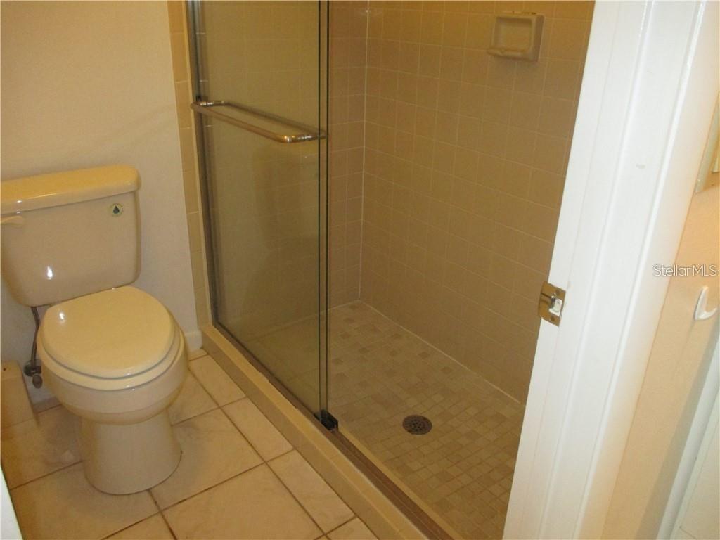SOMERSET - Residential Lease