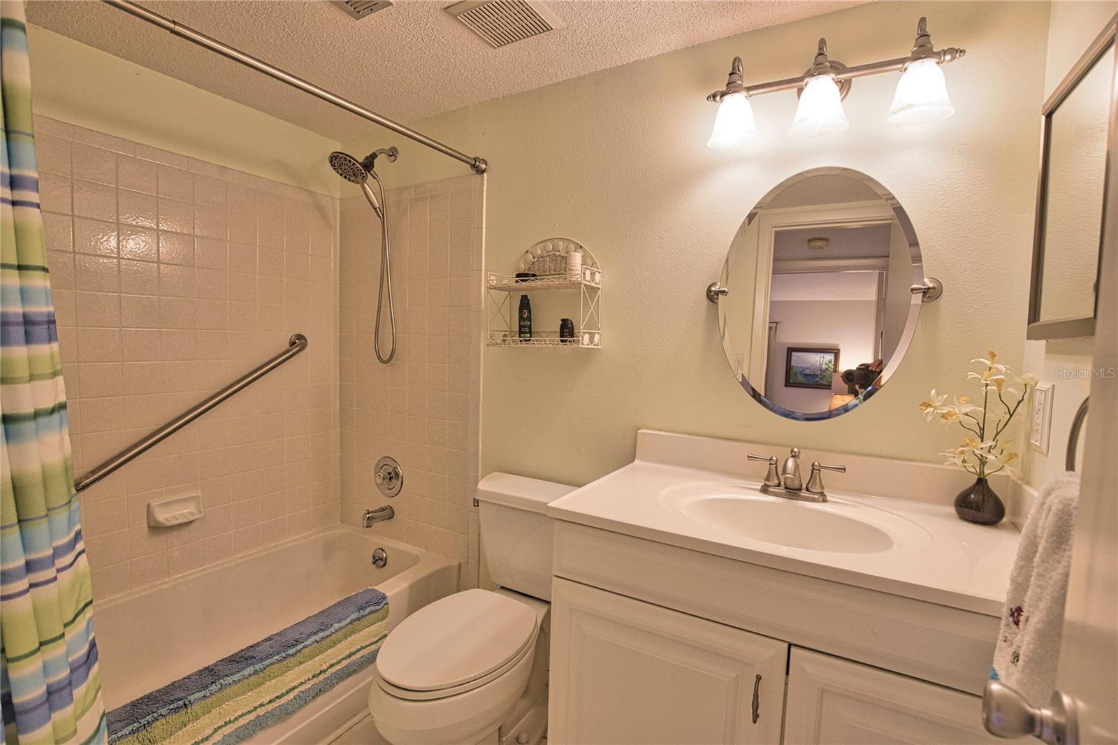 MISSION LAKES - Residential