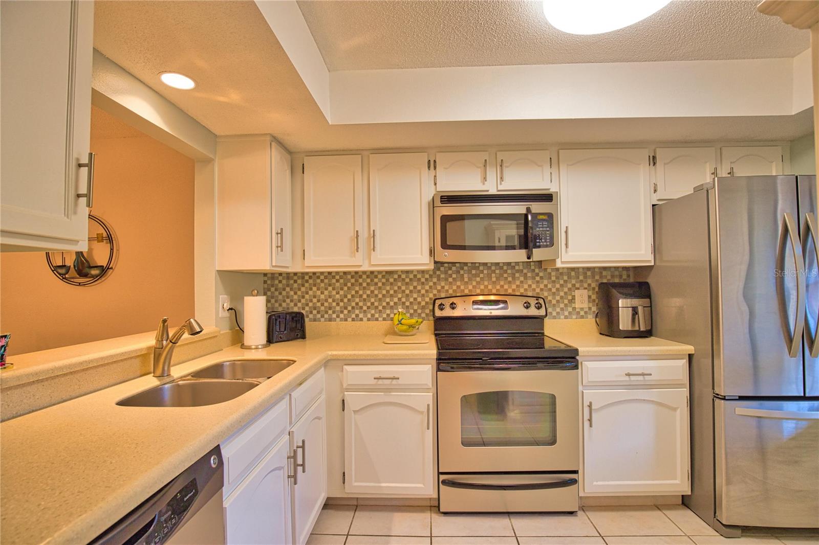 MISSION LAKES - Residential