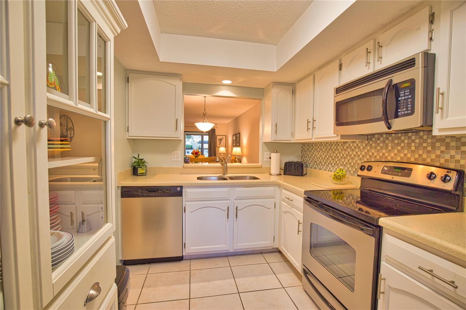 MISSION LAKES - Residential