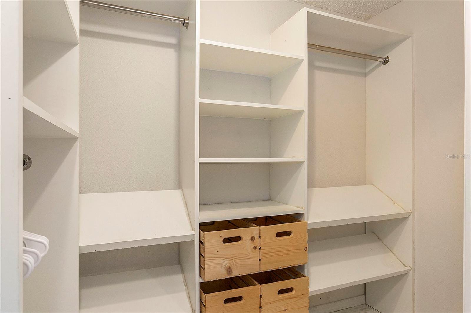 ZAN MAR VILLAGE UNIT 01 - Residential