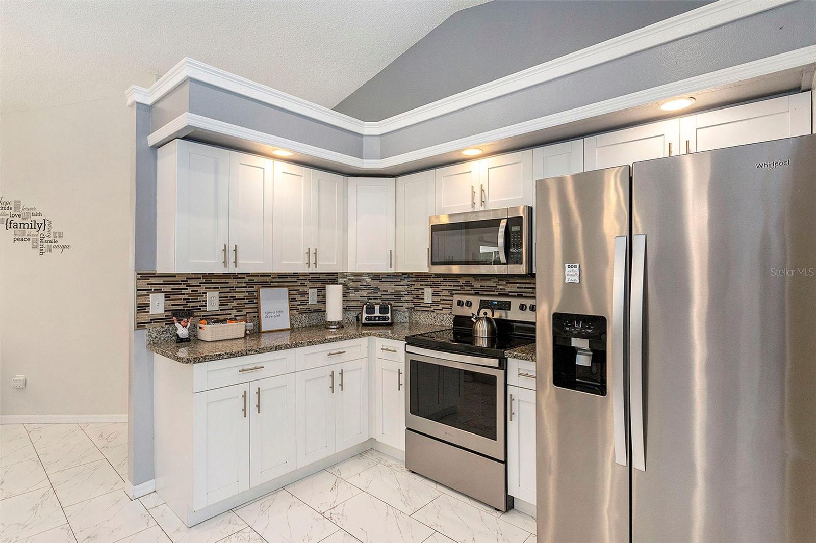 ZAN MAR VILLAGE UNIT 01 - Residential