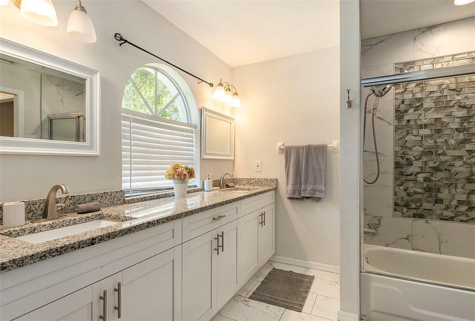 ZAN MAR VILLAGE UNIT 01 - Residential