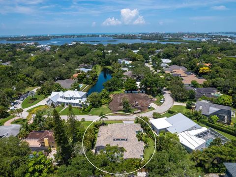 A home in SARASOTA