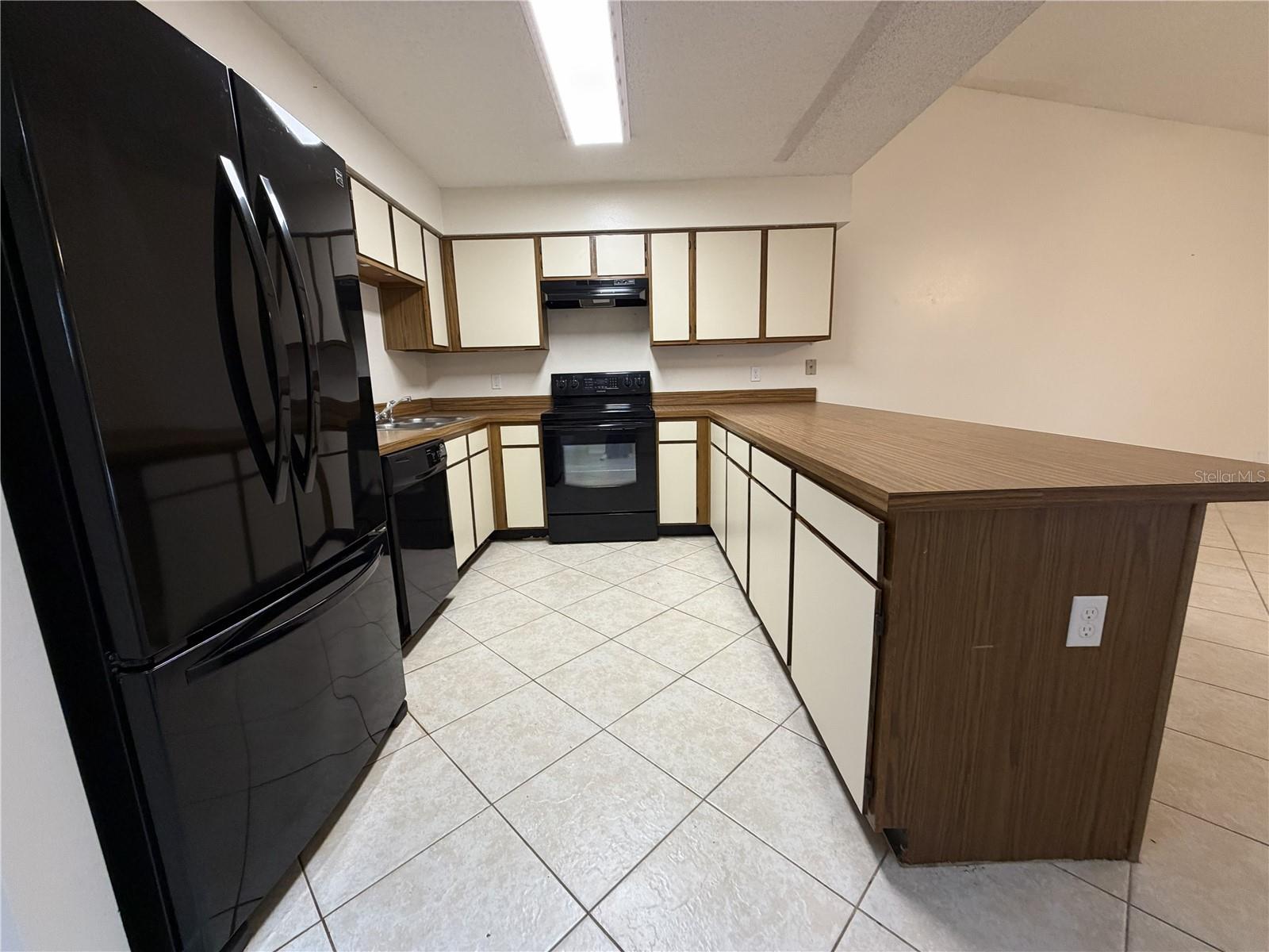 CIMARRON GROVES - Residential