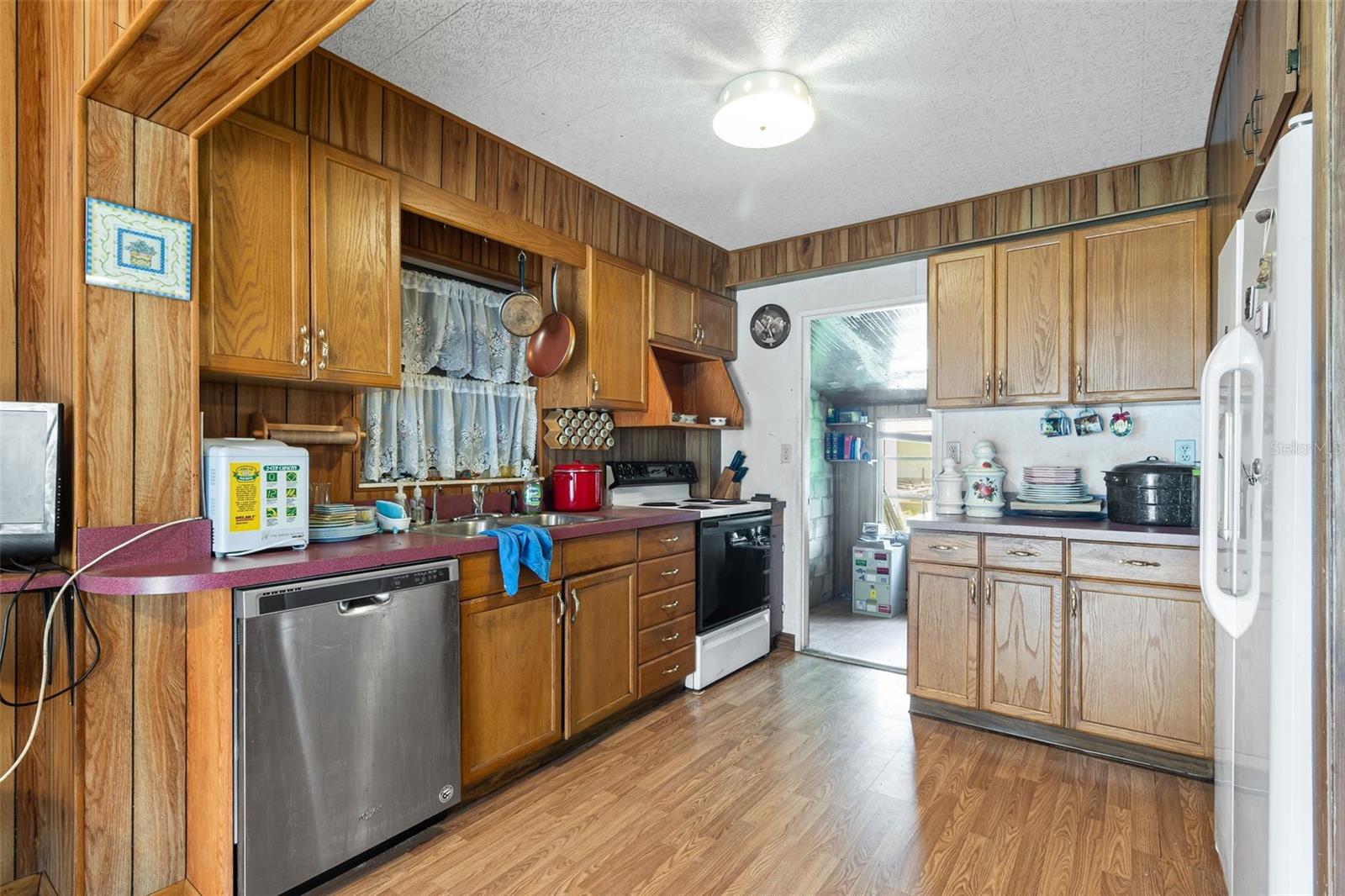 MOUNT PLEASANT - Residential