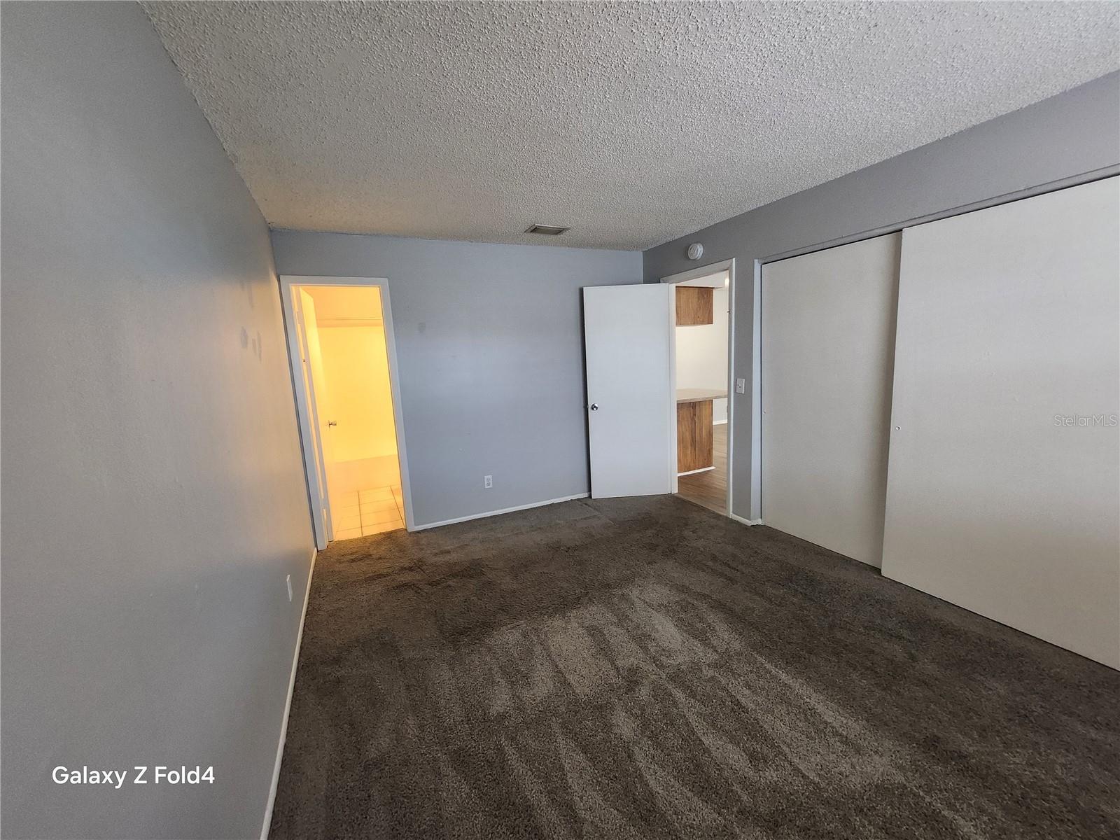 THE HAMPTONS AT BRANDON A CONDO - Residential Lease