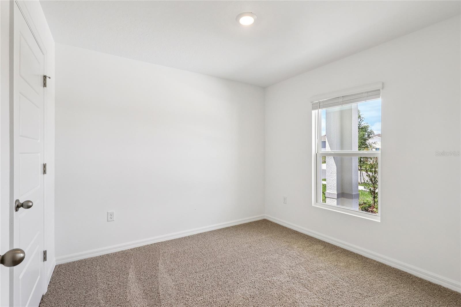 LEOMAS LANDING - Residential