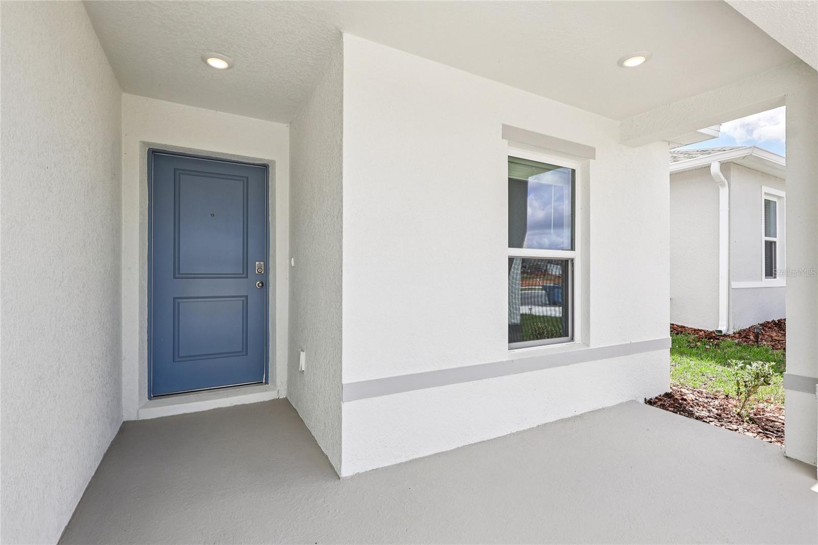 LEOMAS LANDING - Residential