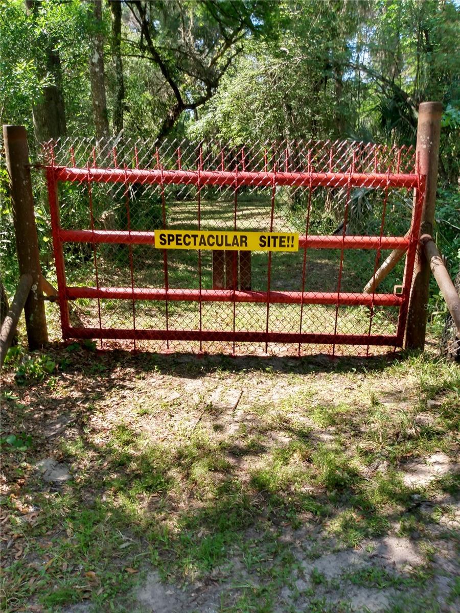 Similar Properties