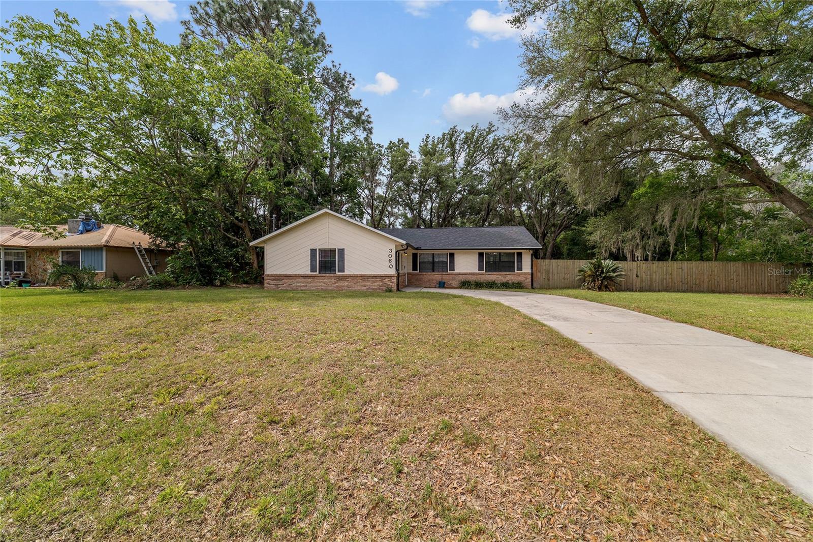 COUNTRYSIDE ESTATE - Residential