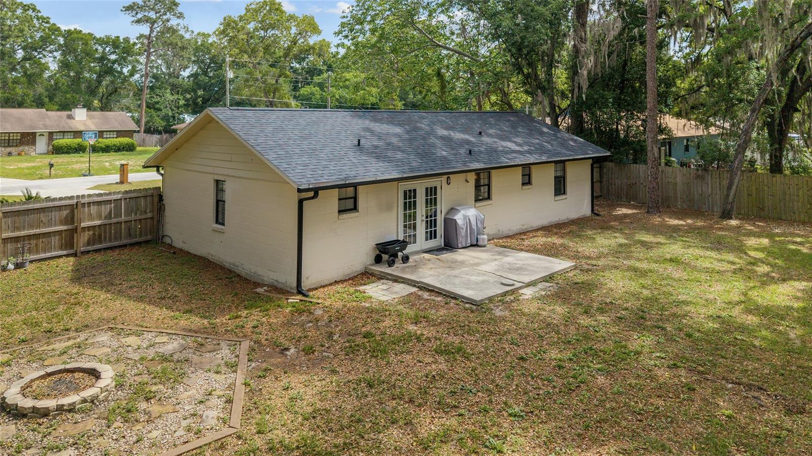 COUNTRYSIDE ESTATE - Residential