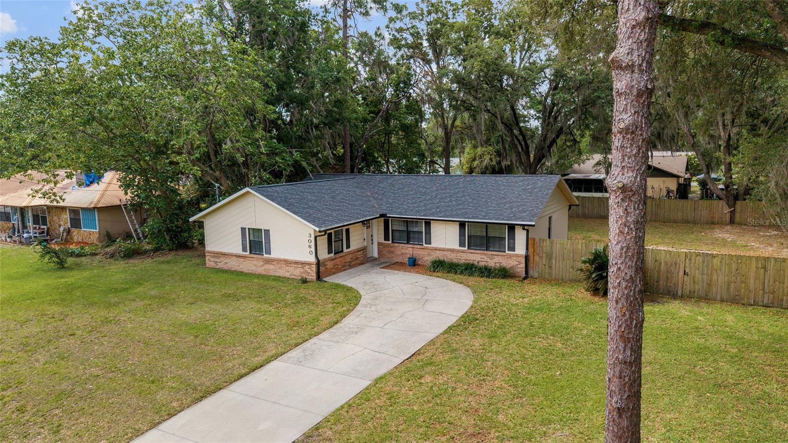 COUNTRYSIDE ESTATE - Residential