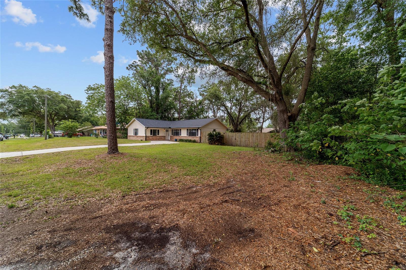 COUNTRYSIDE ESTATE - Residential