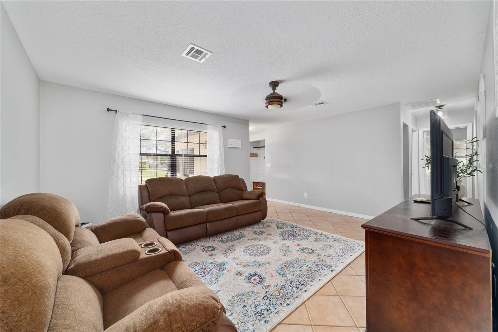 COUNTRYSIDE ESTATE - Residential