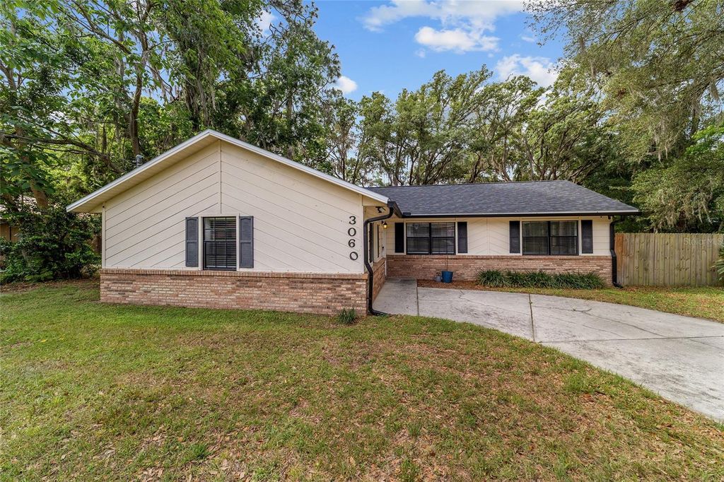 Photo of 3060 NE 45th Street, Ocala, FL 34479 (MLS # OM723752)