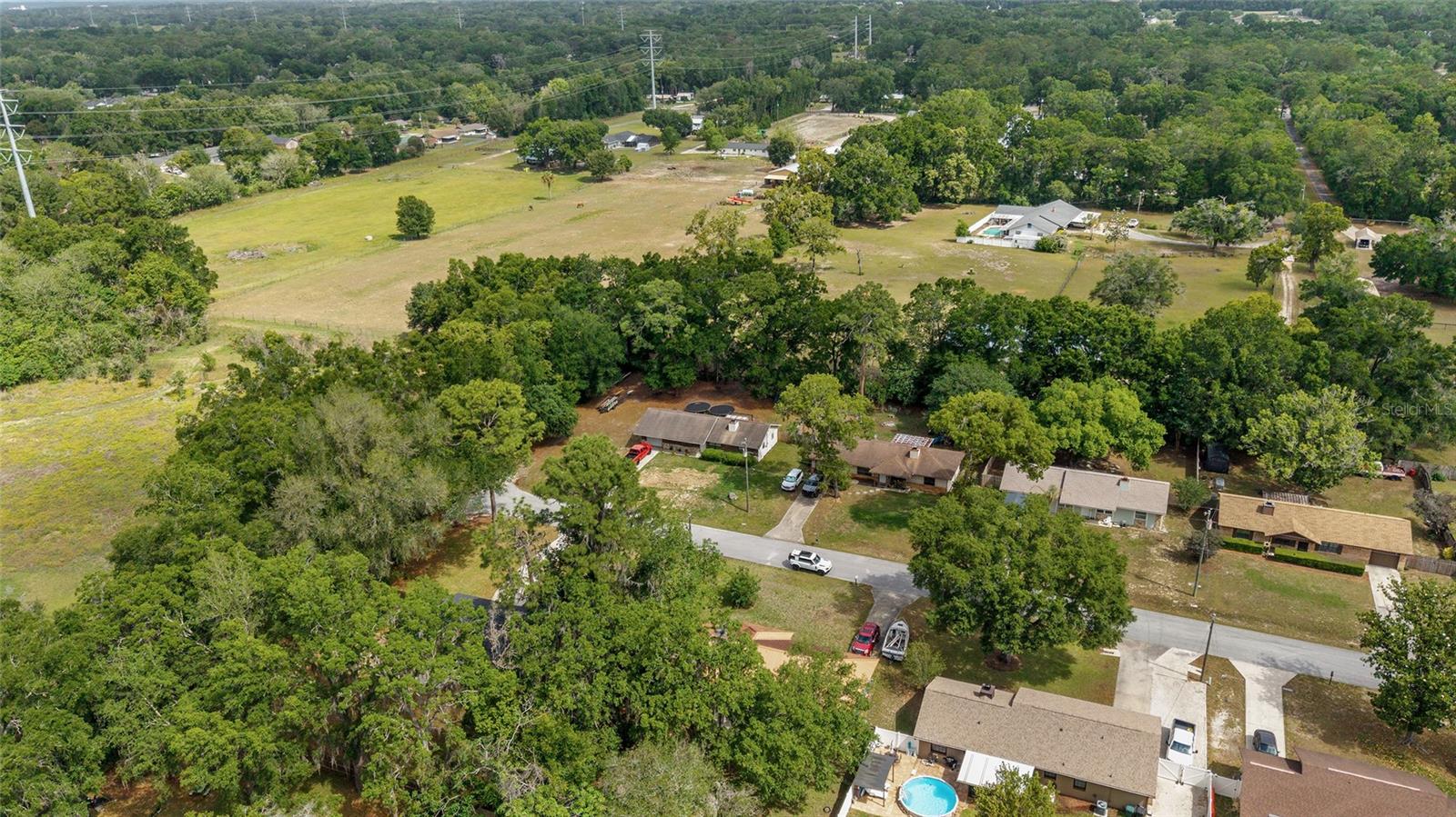 COUNTRYSIDE ESTATE - Residential