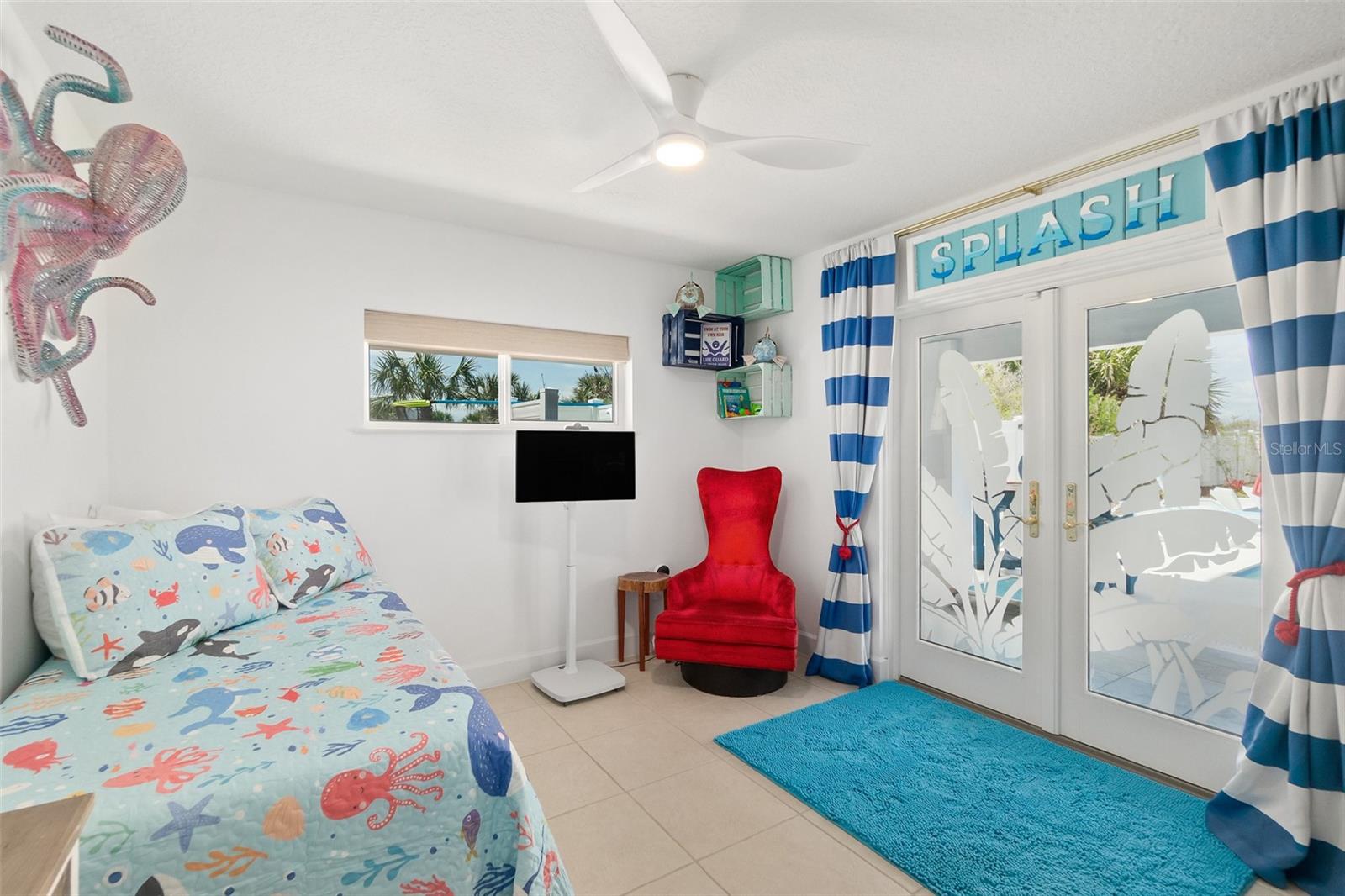 DOLPHIN COVE - Residential