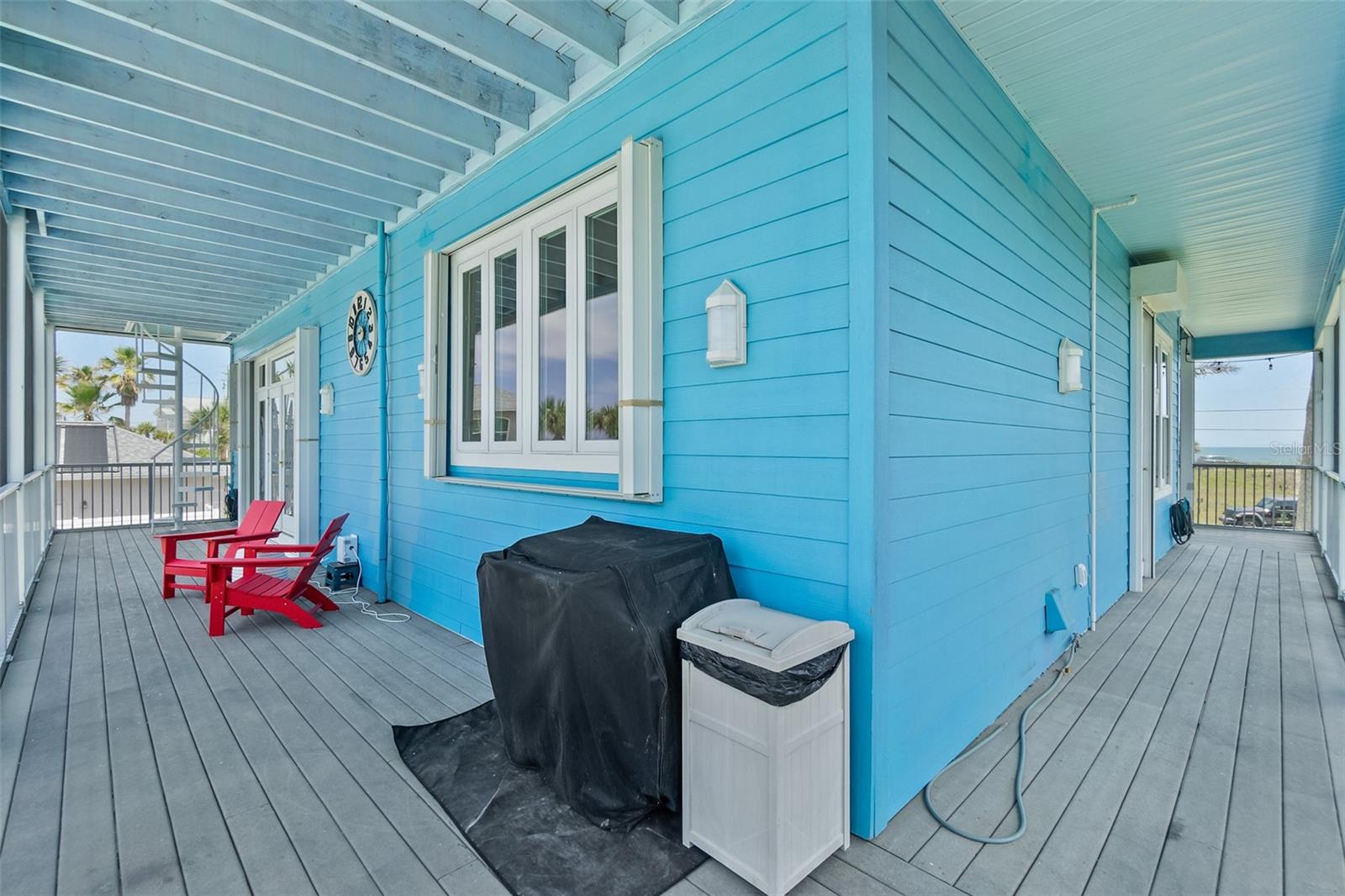 DOLPHIN COVE - Residential