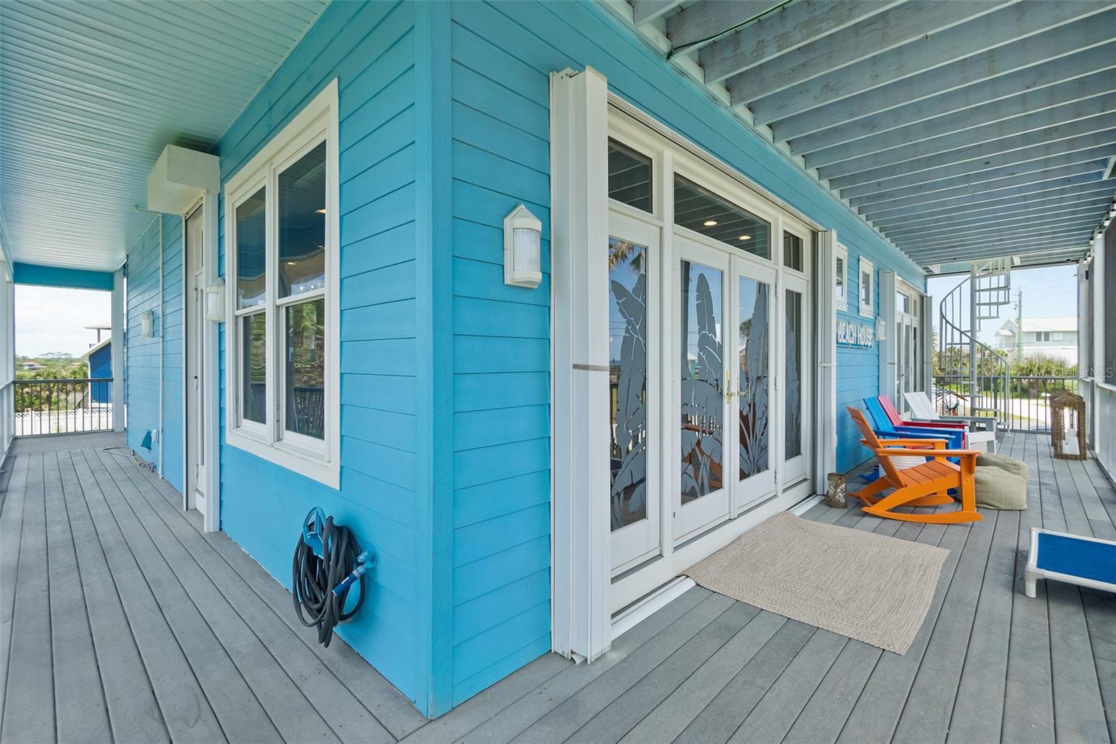 DOLPHIN COVE - Residential