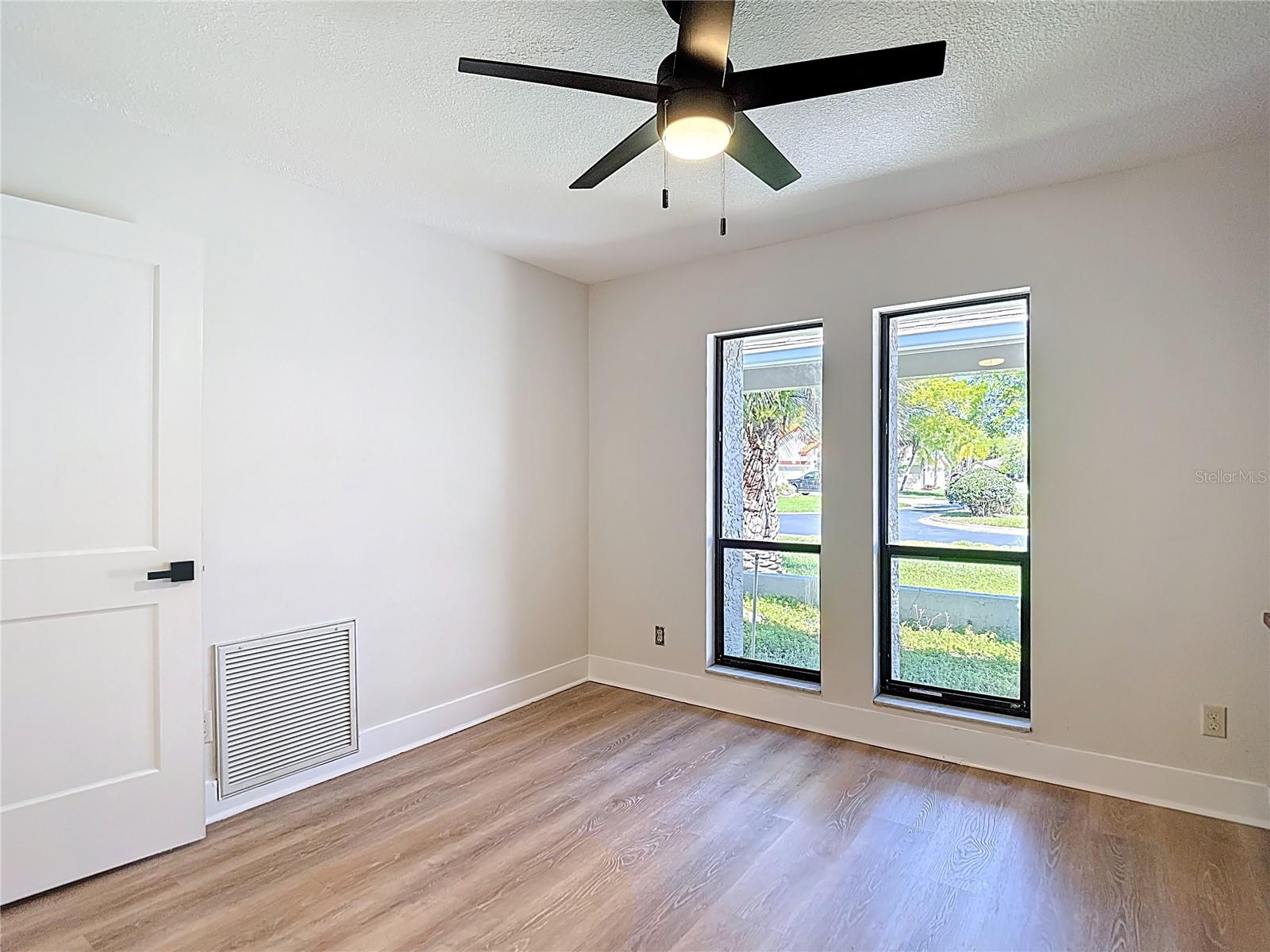 BRIARWICK - Residential