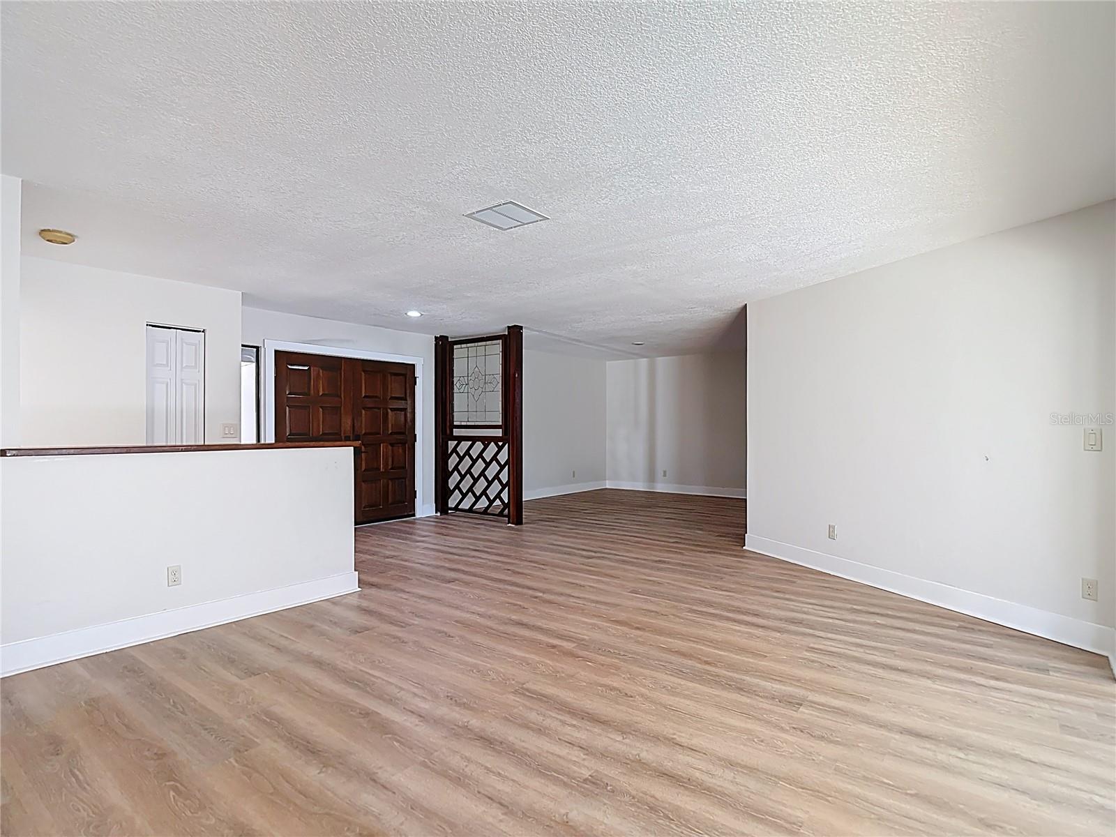 BRIARWICK - Residential