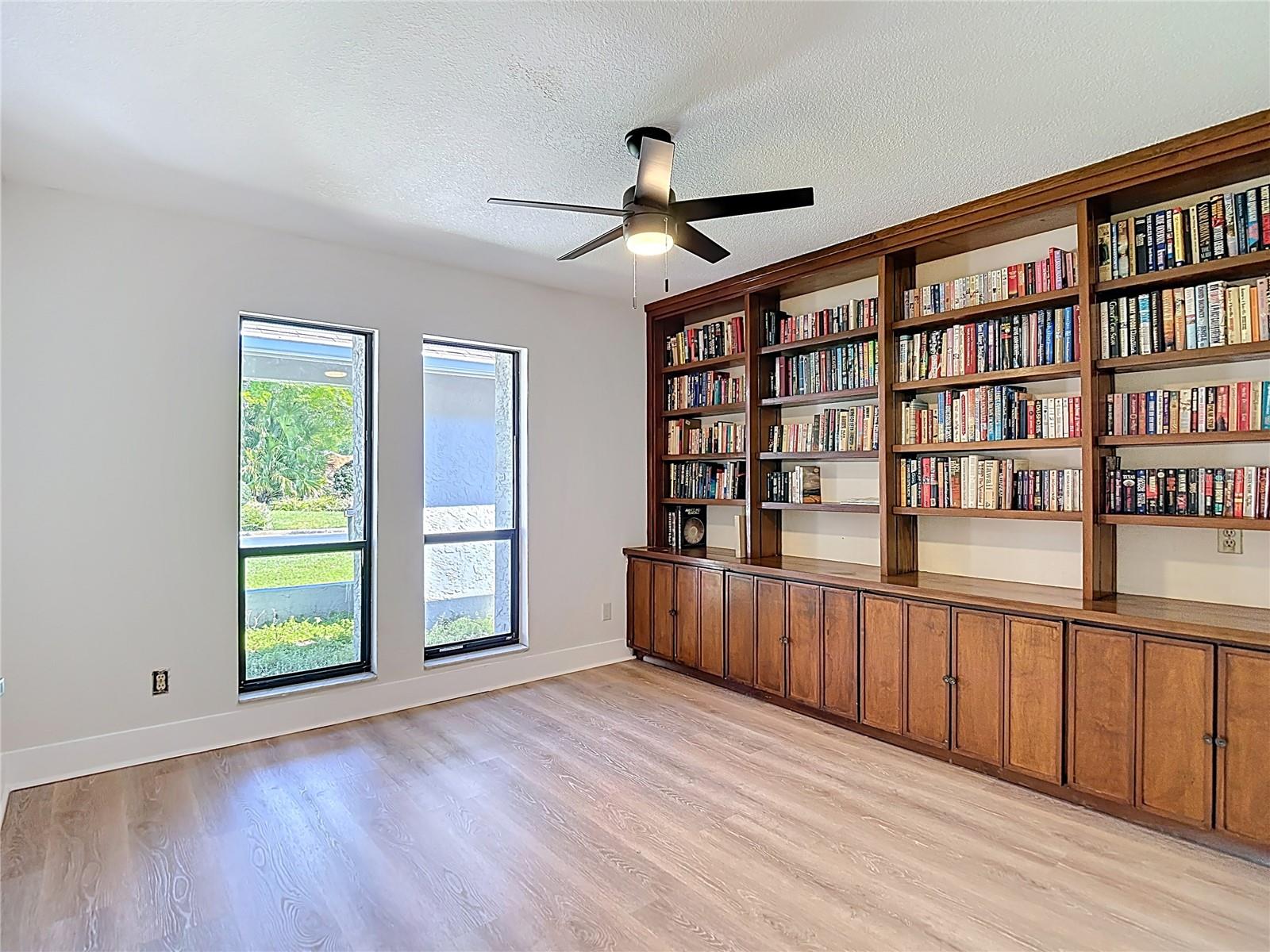 BRIARWICK - Residential