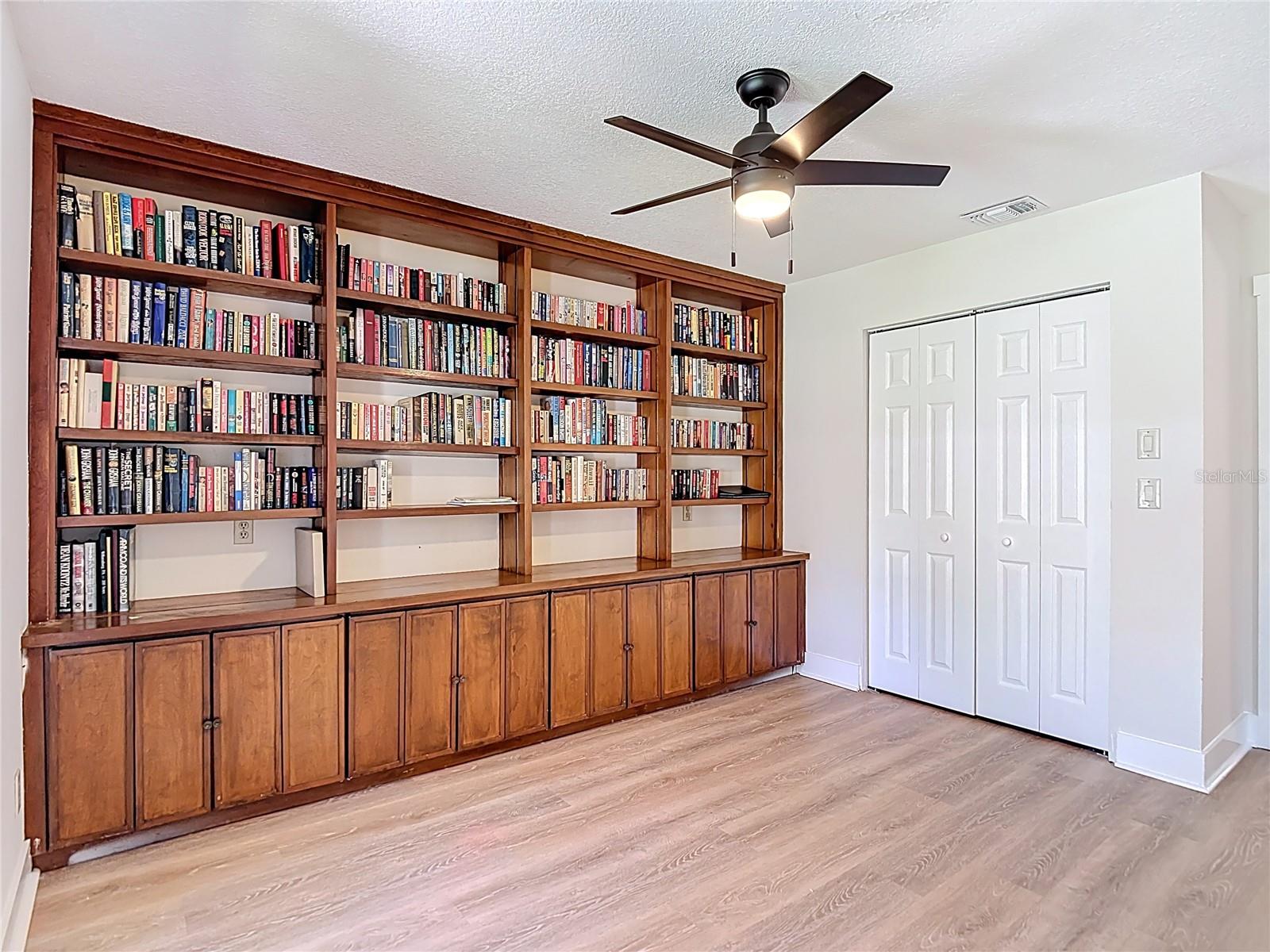 BRIARWICK - Residential