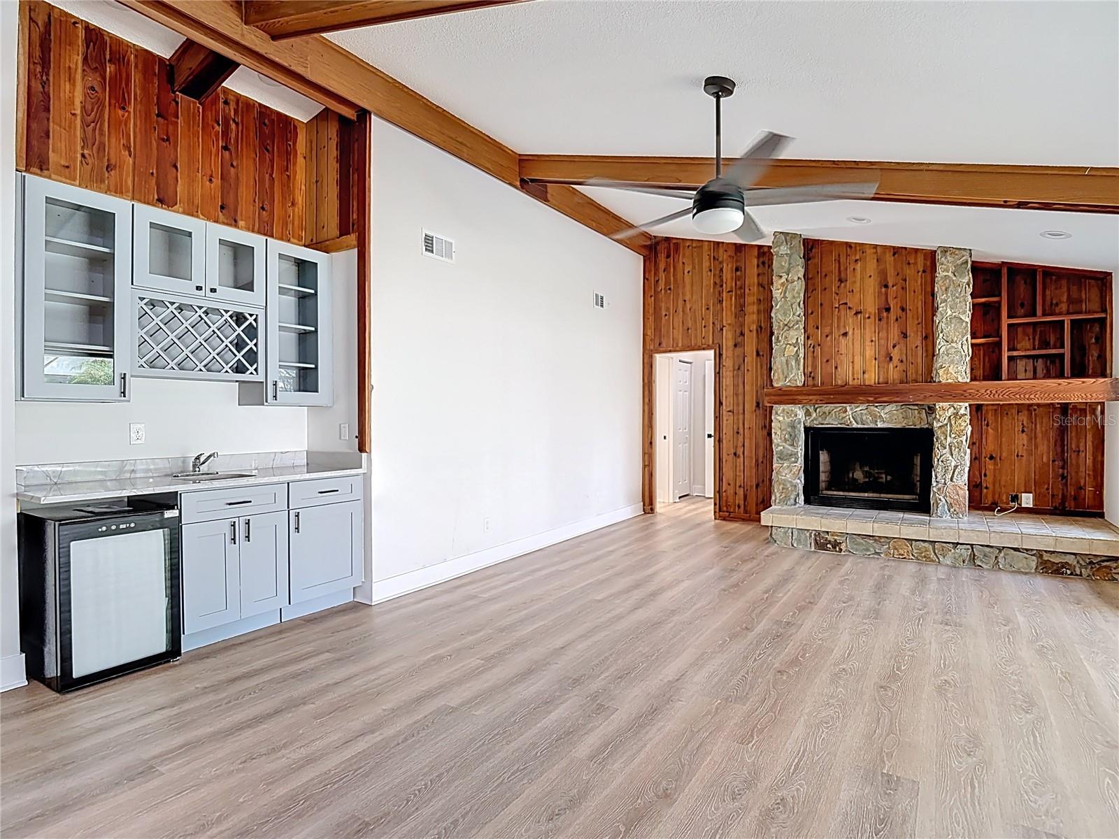 BRIARWICK - Residential