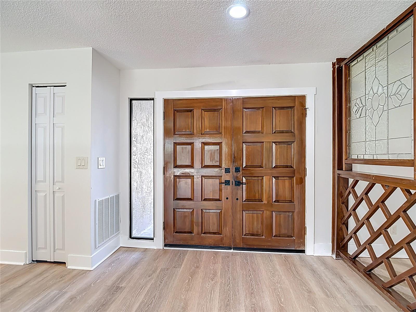 BRIARWICK - Residential