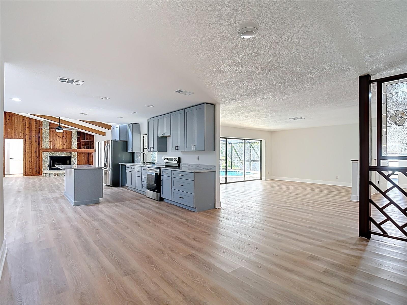 BRIARWICK - Residential