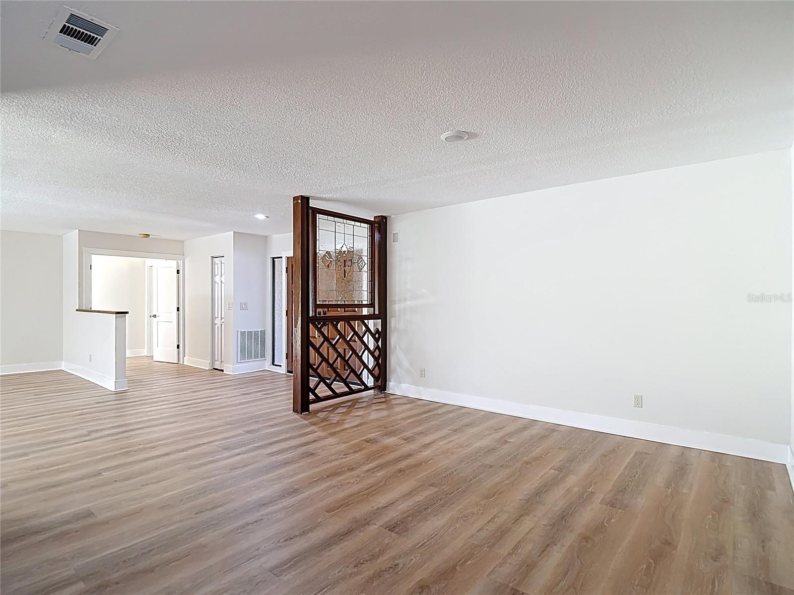 BRIARWICK - Residential