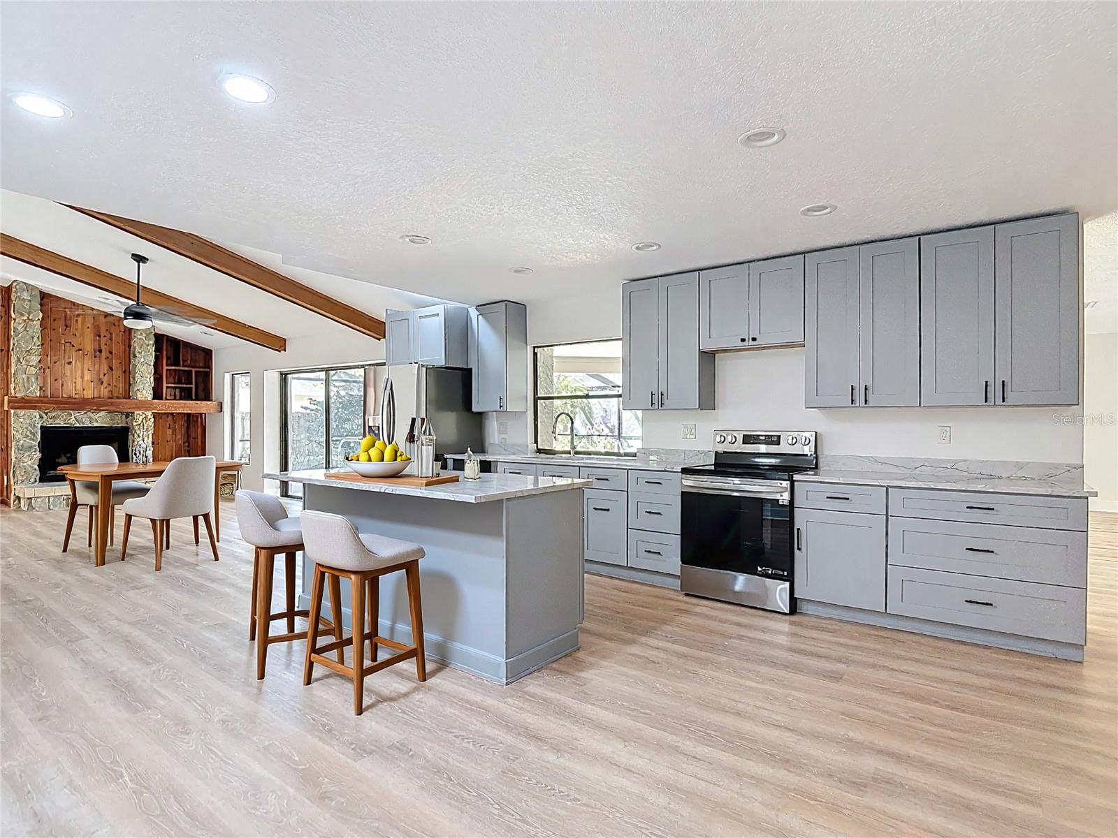 BRIARWICK - Residential