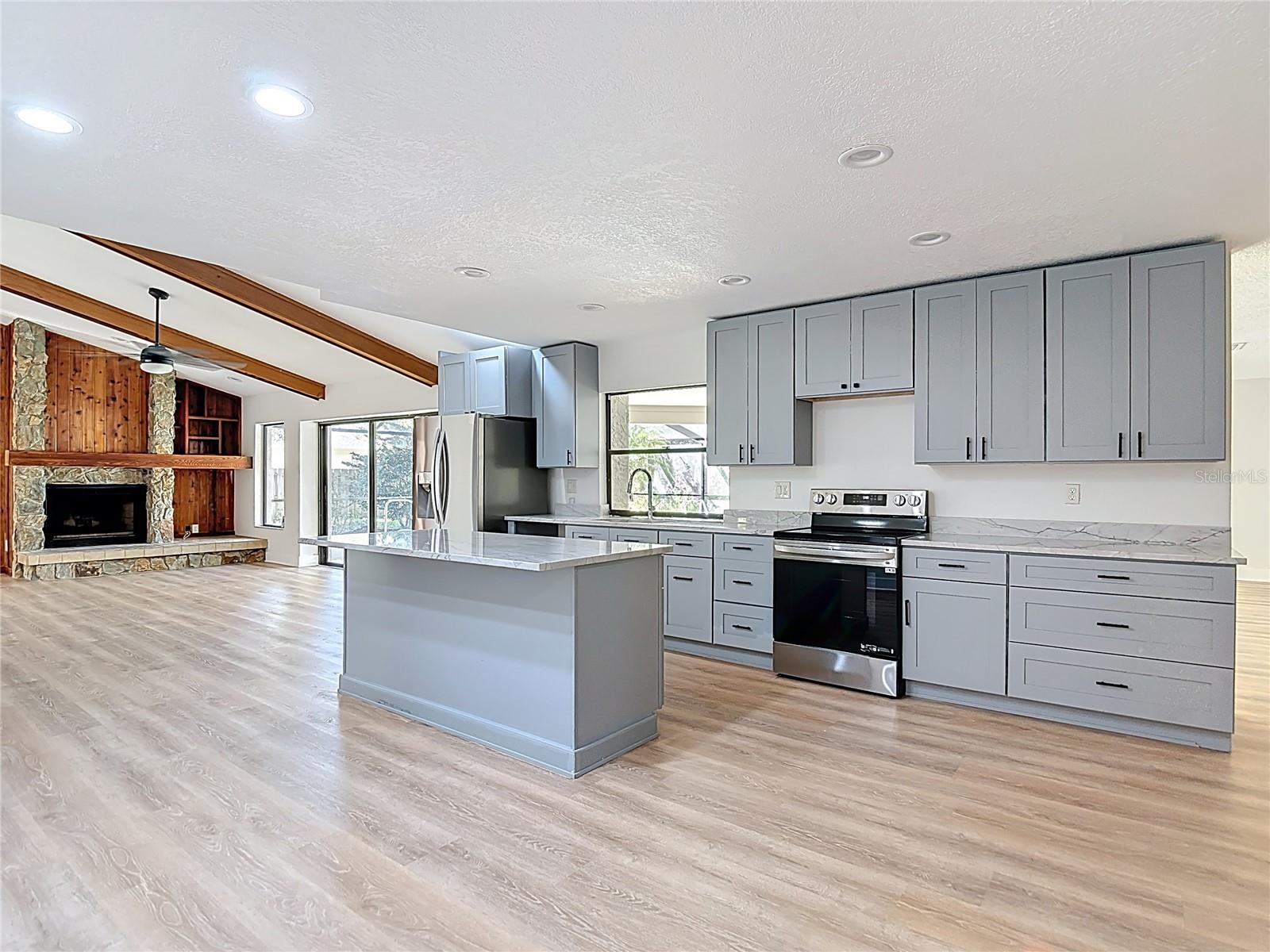 BRIARWICK - Residential