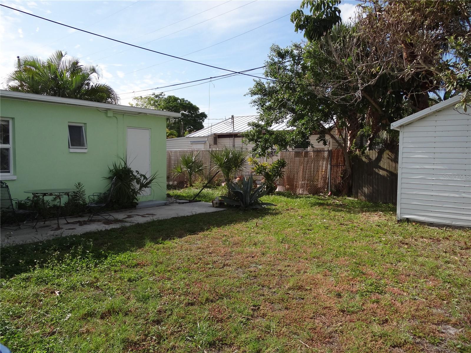 MADEIRA SHORES SUB - Residential Lease